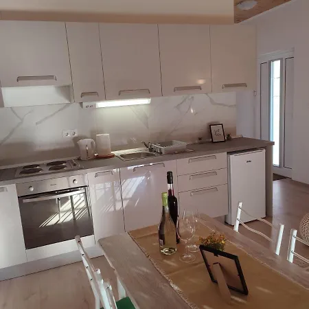 Apartament Pulic *