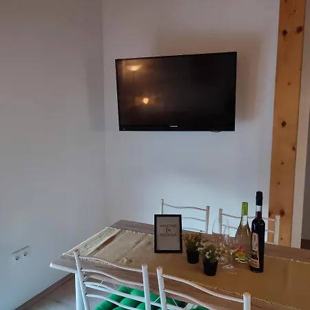 Apartment Pulic
