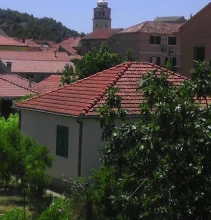 Pulic Apartament